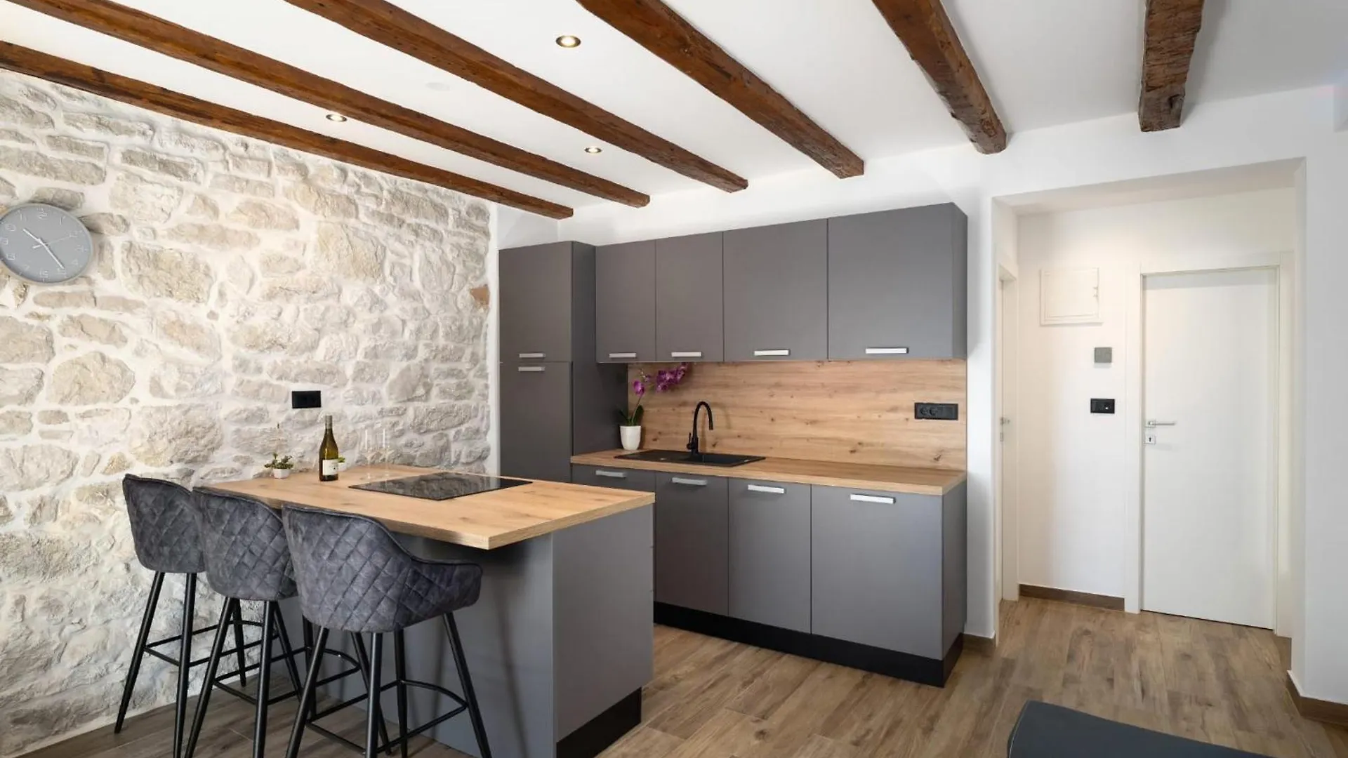 Apartments Bellavita Vrsar 0*,  Croatia